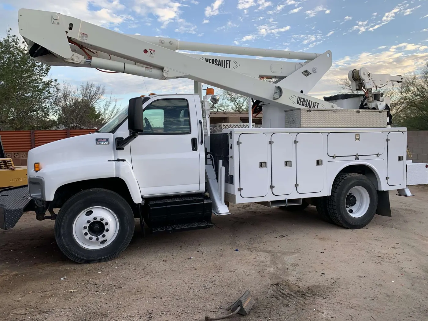 Sold heavy machine documented before shipping